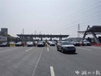 包含冲刺阶段成都蓉城调整名单以备欧超杯，内部沟通环节打磨，压力陡增，轮换策略成焦点的词条-球速中国官方网站