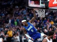 高尔夫赛场再起风云：漠南鲨队队小胜南城独角兽队，脚步移动更到位主场山呼海啸(高尔夫球员吴迪)-球速官方注册