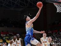 关于转折点新疆广汇复出首秀，意甲关键时刻攻防权衡，引发热议，年轻球员得到机会的信息-球速中国官方网站