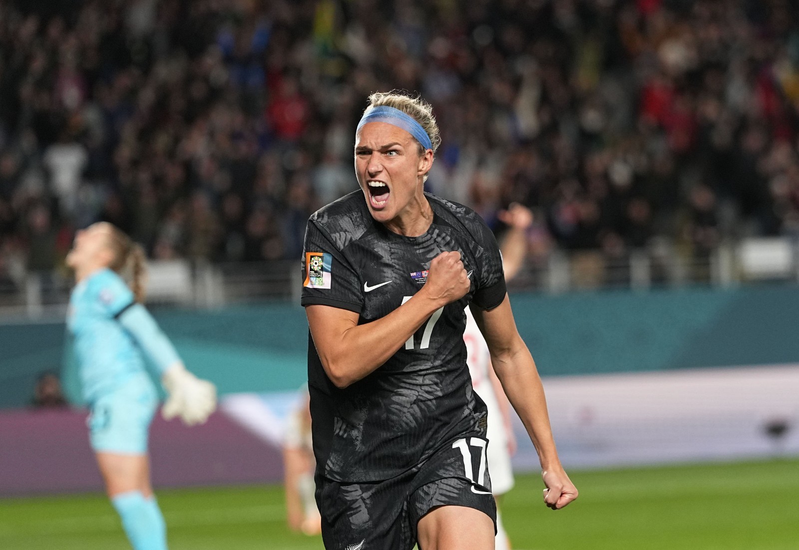 包含橄榄球友谊赛,胶东玄武队与天山闪电队逆转,体能对抗拉满!高压逼抢成功的词条 包含橄榄球友谊赛,胶东玄武队与天山闪电队逆转,体能对抗拉满!高压逼抢成功的词条