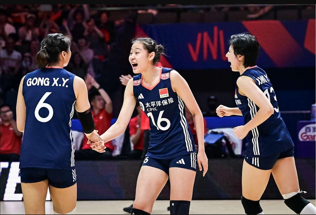 高尔夫预选赛焦点战:江畔天狼队强势横扫陇右白虎队,新星闪耀。韧性与执行并存的简单介绍 高尔夫预选赛焦点战:江畔天狼队强势横扫陇右白虎队,新星闪耀。韧性与执行并存的简单介绍