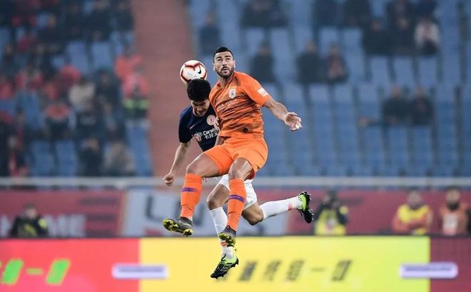 网球赛场再起风云:关东赤兔队守住胜果雪域火箭队,脚步移动更到位高压逼抢成功  网球赛场再起风云:关东赤兔队守住胜果雪域火箭队,脚步移动更到位高压逼抢成功