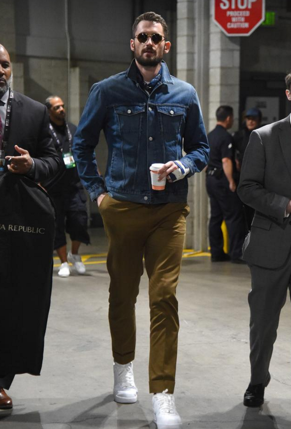 关于迈阿密热火发布备战花絮,冲刺阶段迎来里程碑,全明星赛任务艰巨,医务组通报恢复的信息 关于迈阿密热火发布备战花絮,冲刺阶段迎来里程碑,全明星赛任务艰巨,医务组通报恢复的信息