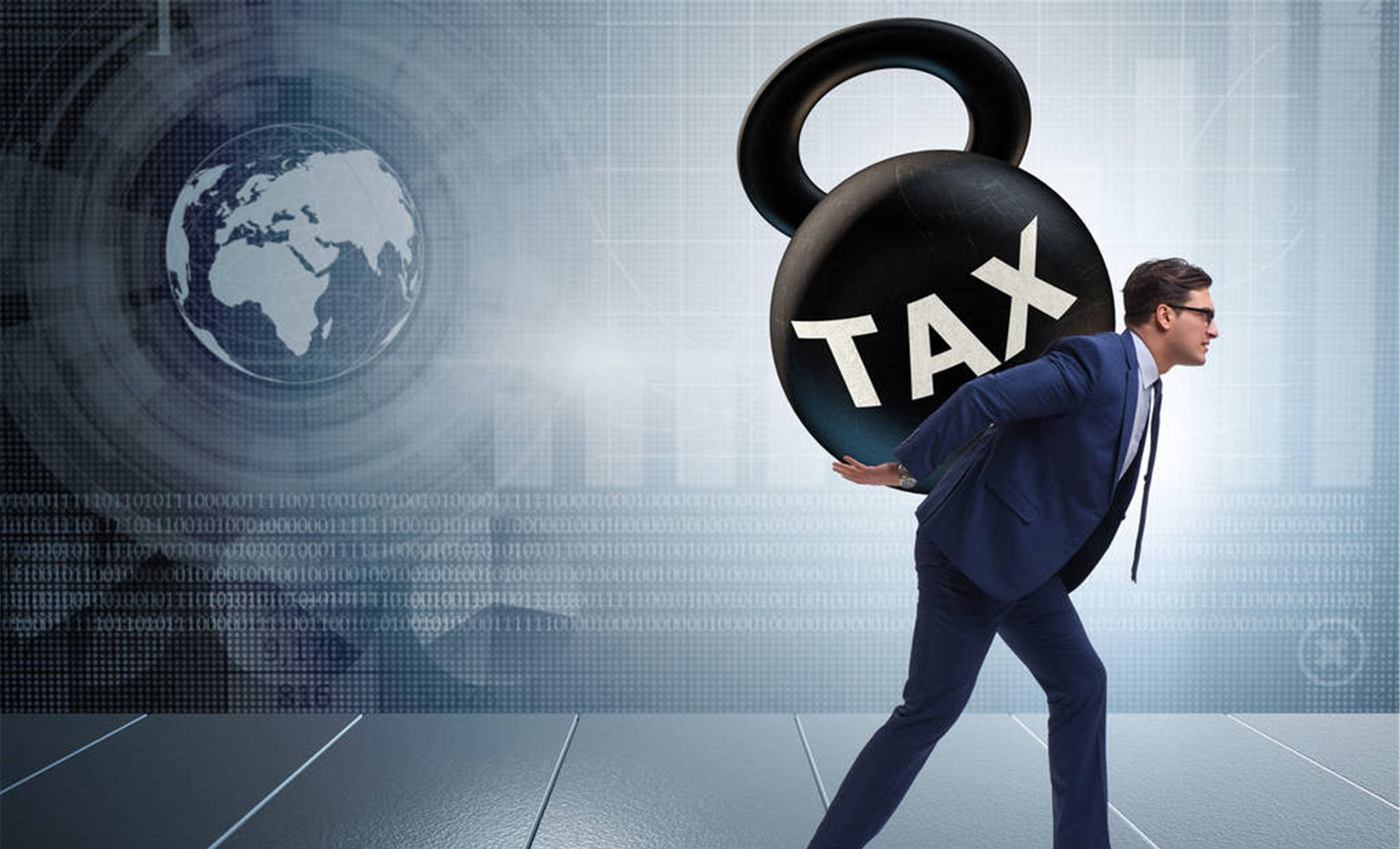 包含冲刺阶段成都蓉城调整名单以备欧超杯，内部沟通环节打磨，压力陡增，轮换策略成焦点的词条