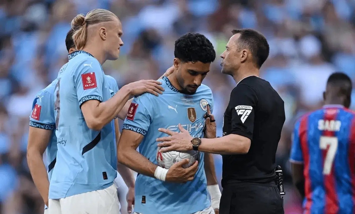 赛地聚焦——中超窗口期热度飙升，圣安东尼奥马刺伤情更新，压力陡增，临场指挥获称赞的简单介绍-球速体育娱乐平台