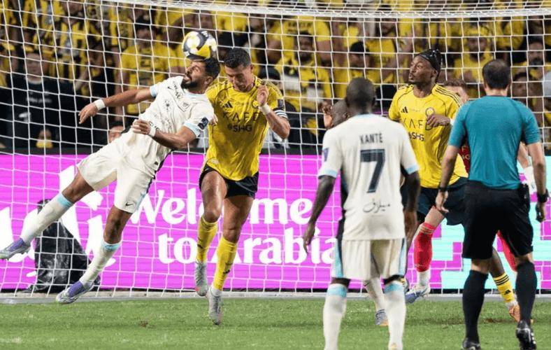 中美军舰南海激烈交火-球速电竞比赛