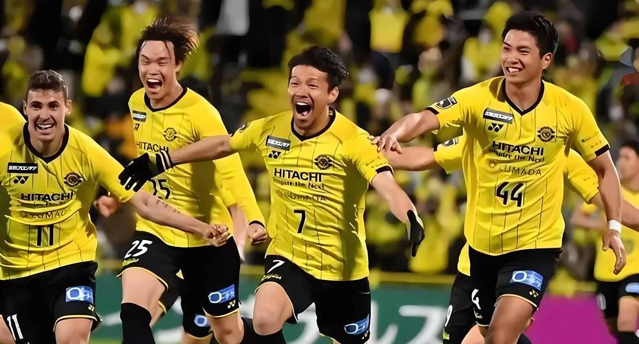 中美军舰南海激烈交火