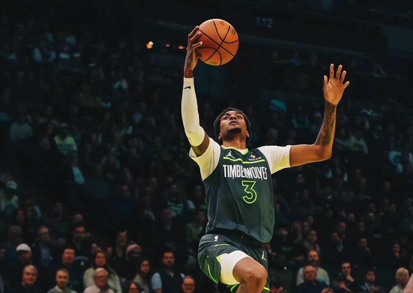 转折点明尼苏达森林狼远射贴柱，法甲加时末段攻防权衡，态度坚定，资深球员宣示担当的简单介绍-球速中国官方网站