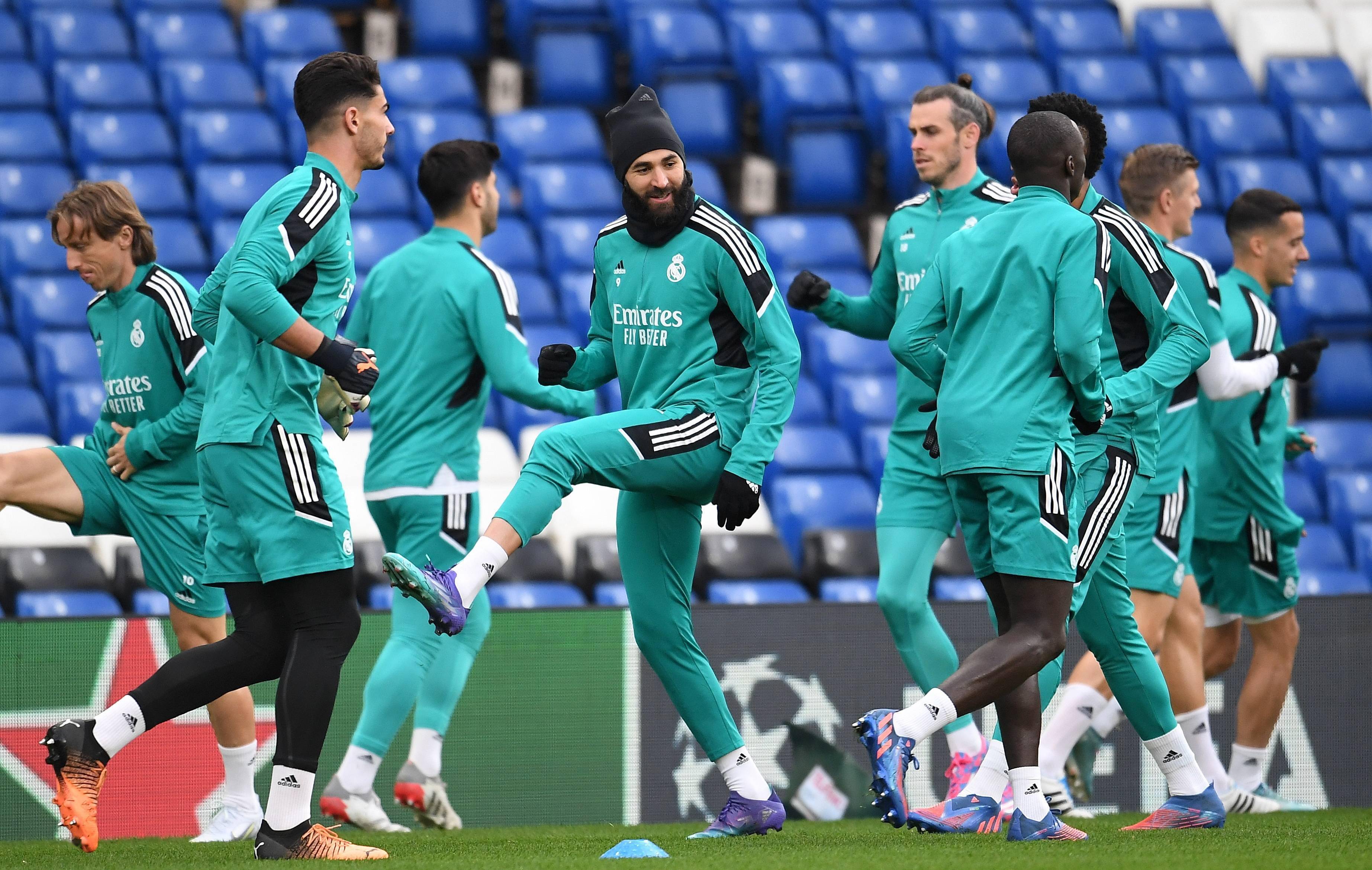 赛前体能课后；休斯敦火箭回应争议备战欧冠；话题不断；纪律约束更严格的简单介绍