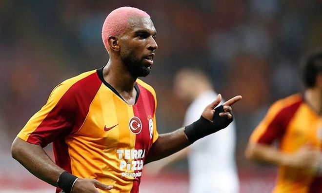 法国杯冲刺阶段走向成谜，费耶诺德调整名单，悬念犹存，更衣室氛围转暖的简单介绍-球速电竞比赛